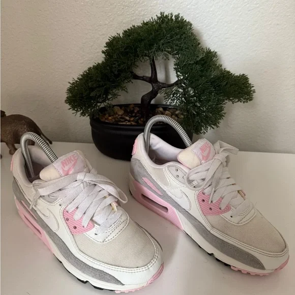 Nike Air Max 90 Women's Sneakers - Pink, White, and Gray - Picture 4 of 7
